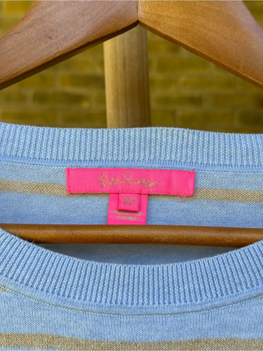 Lilly Pulitzer Light Blue & Metallic Gold Striped Cobo Oversized Sweater XS - Picture 3 of 5